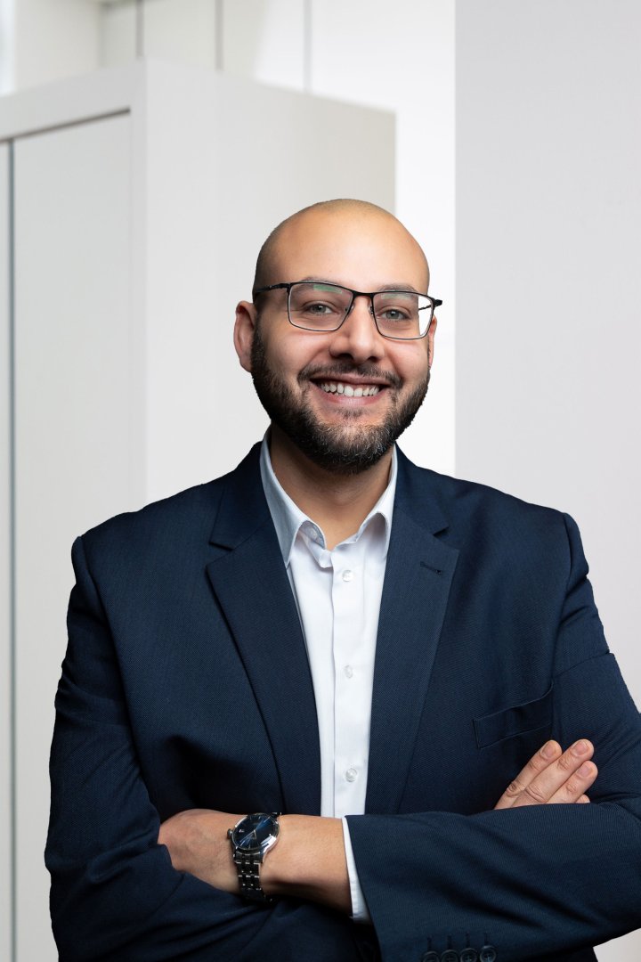 男士衬衫（Ma'en Bata）